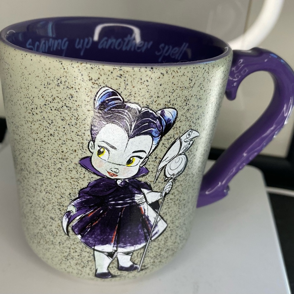 NEW Animator’s Collection Malificent Mug. Disney.